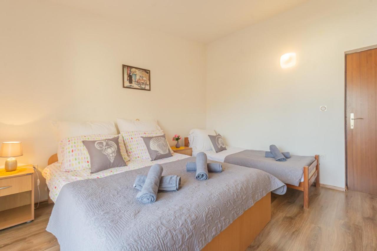 Jasko I Jelica Beautiful View Apartment Metajna Exterior foto